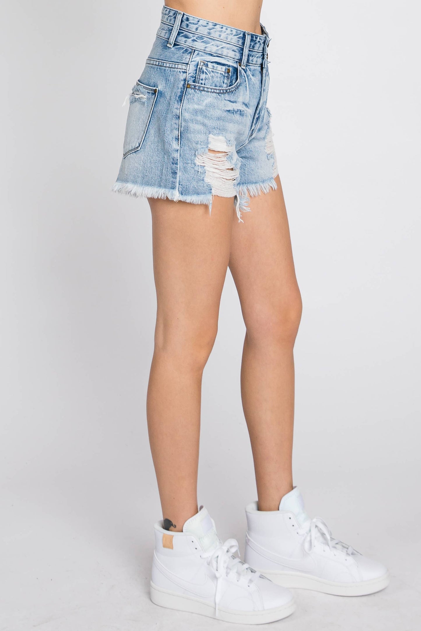 P443RMX-MD SUPER HIGH RISE RIGID PATCHED MOM SHORTS
