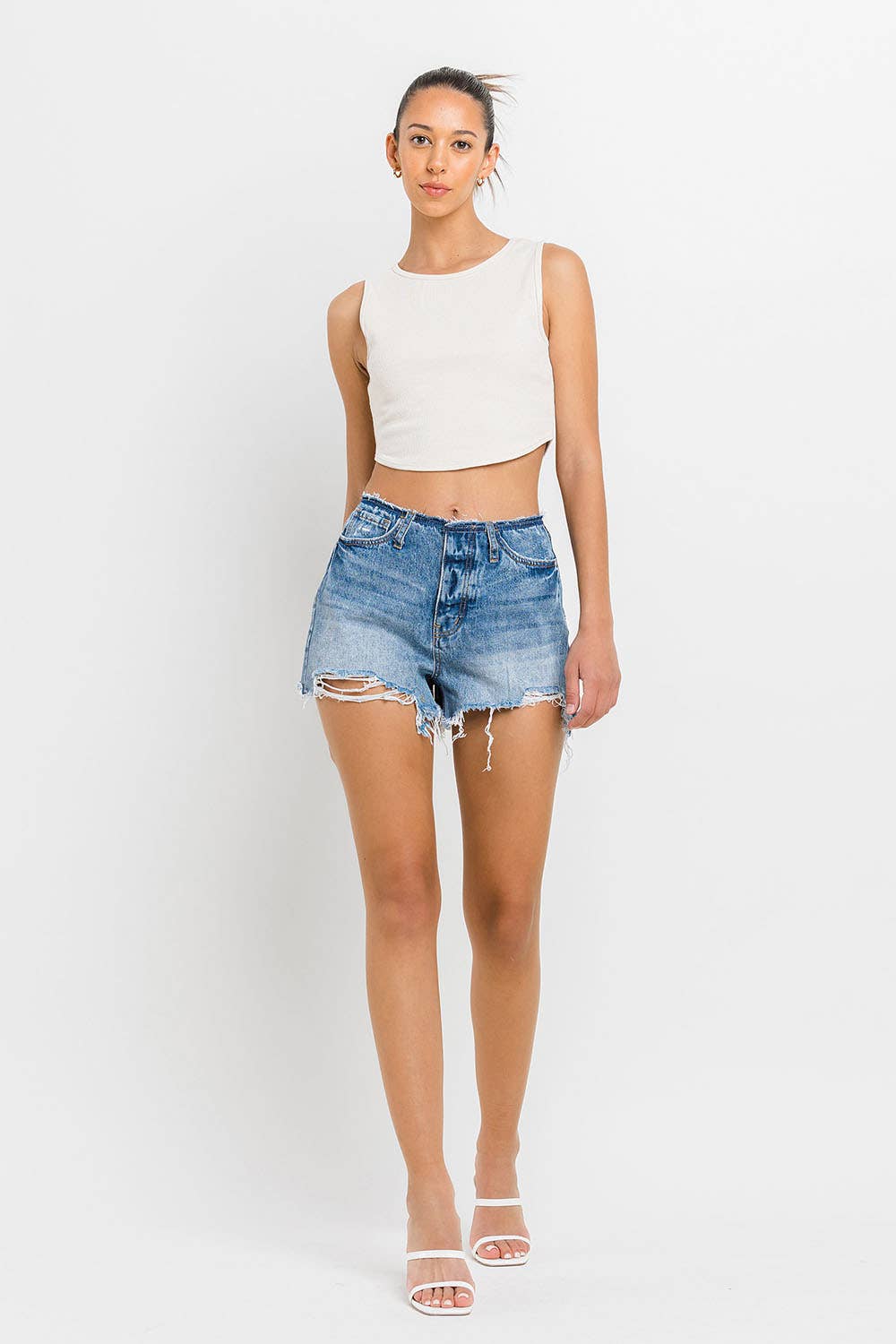 HIGH RISE BANDELSS DISTRESSED SHORTS