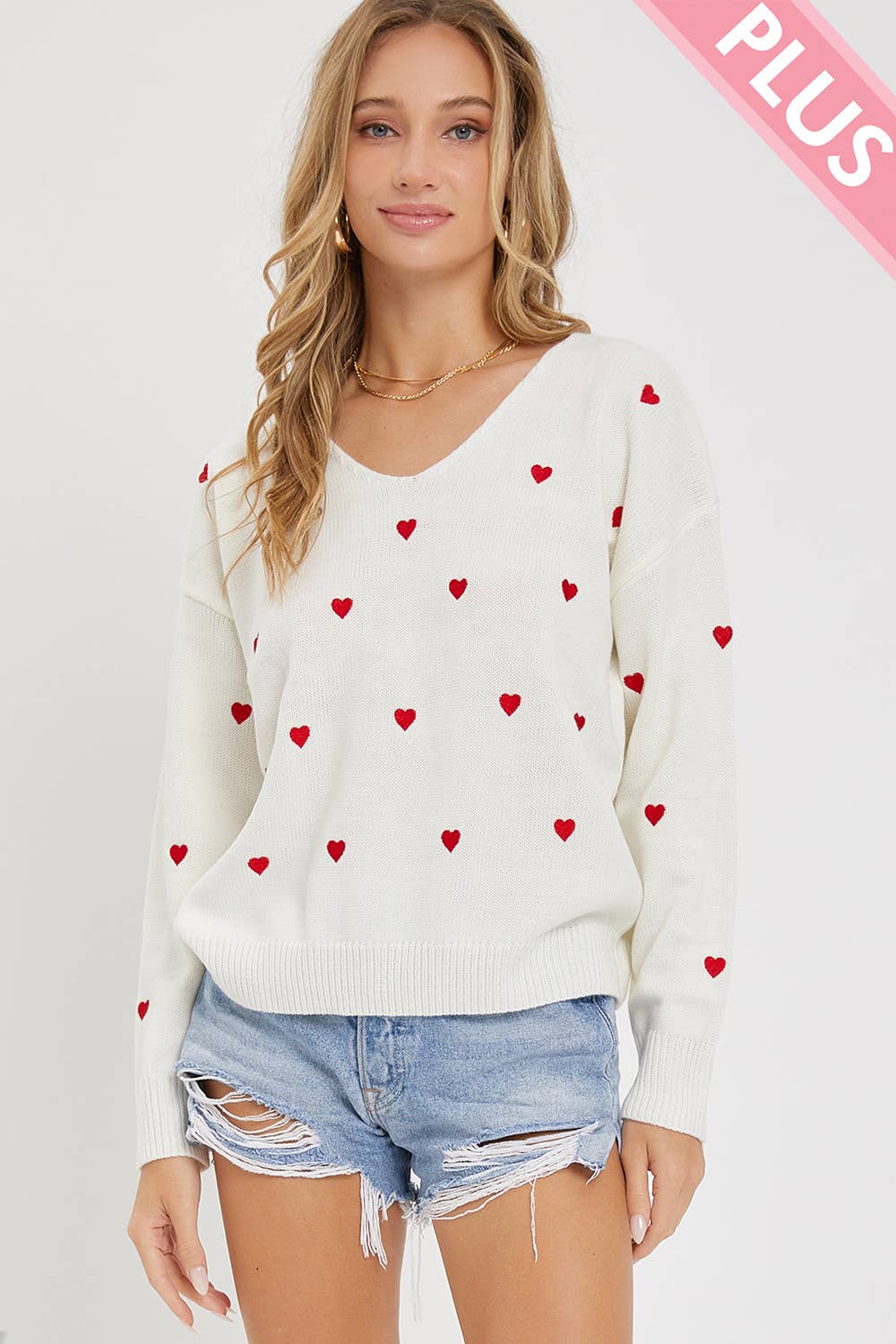 PLUS SIZE HEART EMBROIDER SWEATER