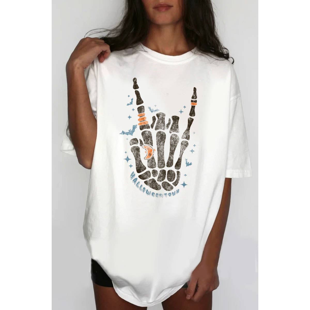 SKELETON HAND OVERSIZED MINERAL GRAPHIC TEE