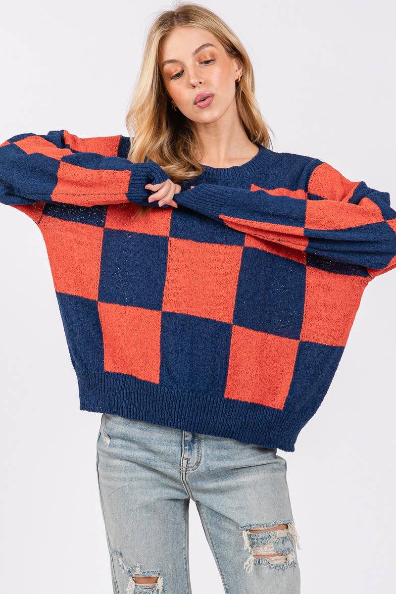 CHECKER SWEATER TOP