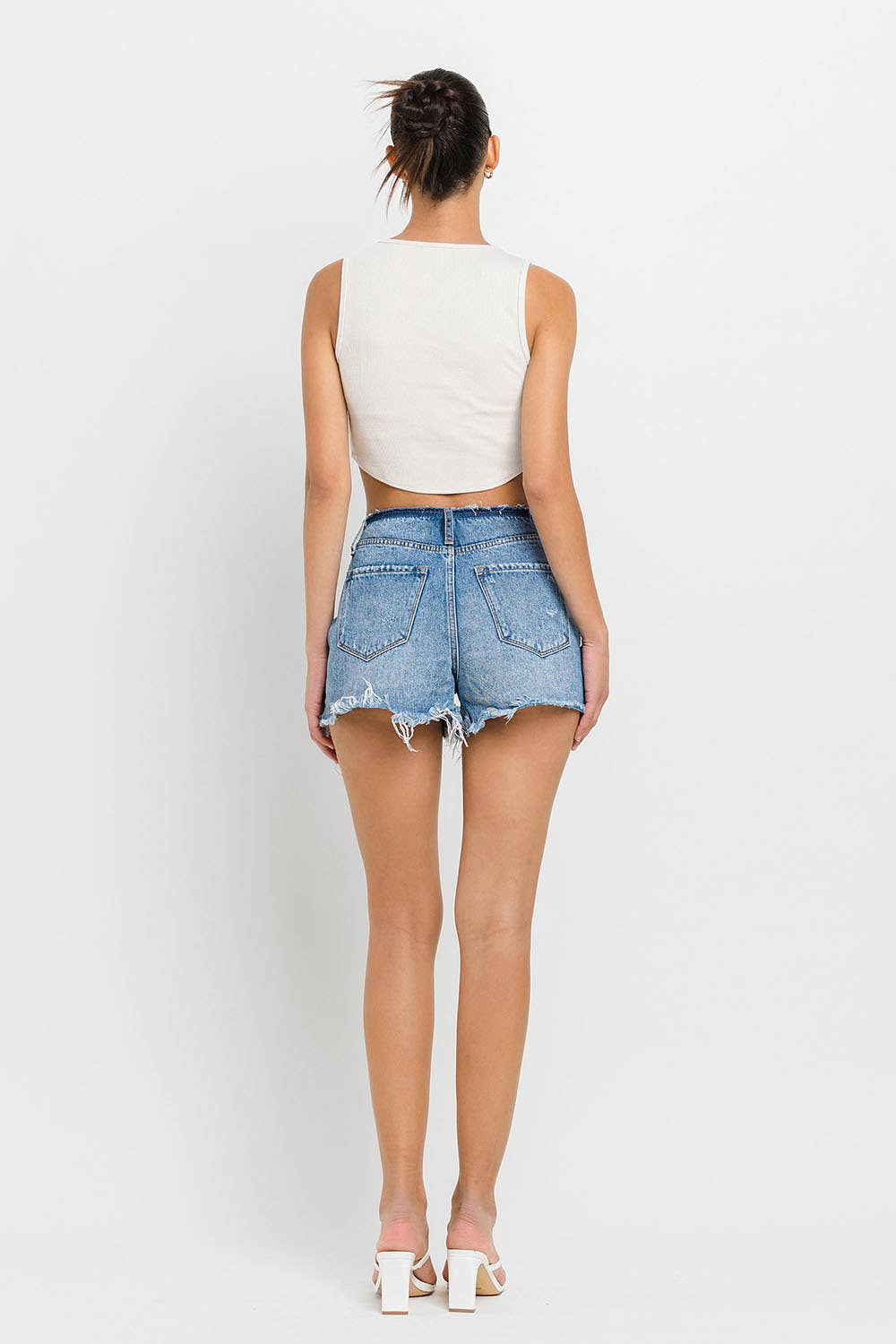 HIGH RISE BANDELSS DISTRESSED SHORTS