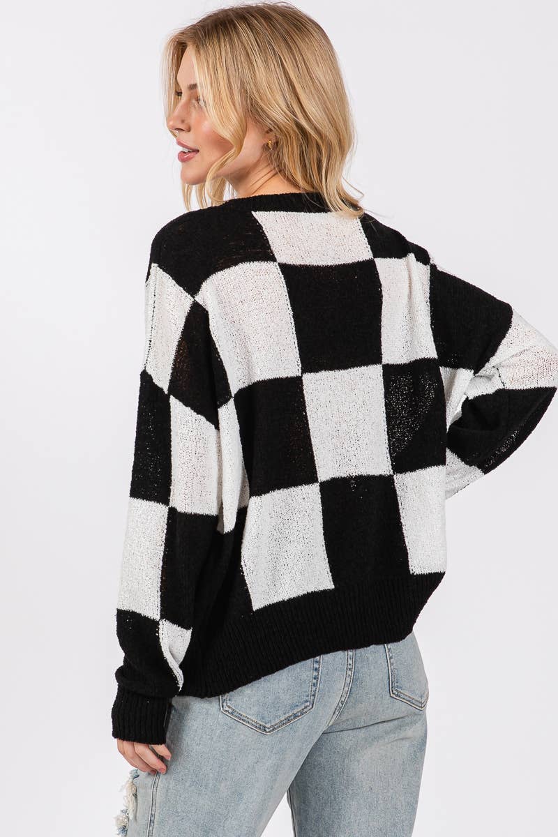 CHECKER SWEATER TOP