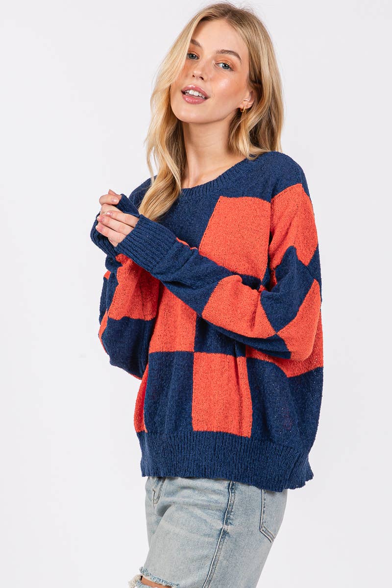 CHECKER SWEATER TOP