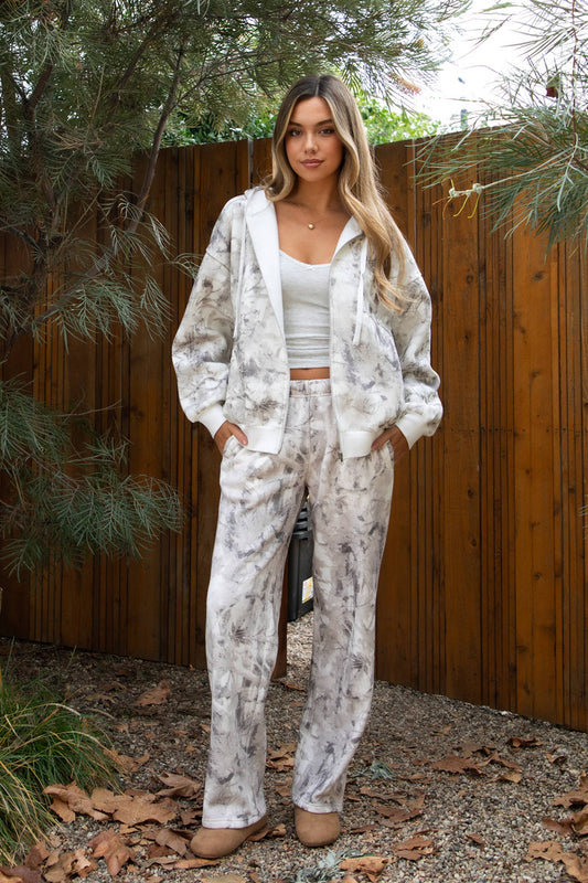 AVERY Light Woodland Camo Cloud Fleece Sweatpants