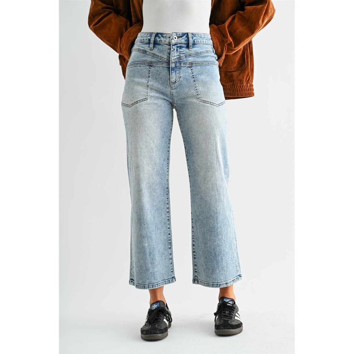 HIGH-RISE STRAIGHT LOOSE FIT CROP FRONT YOKE