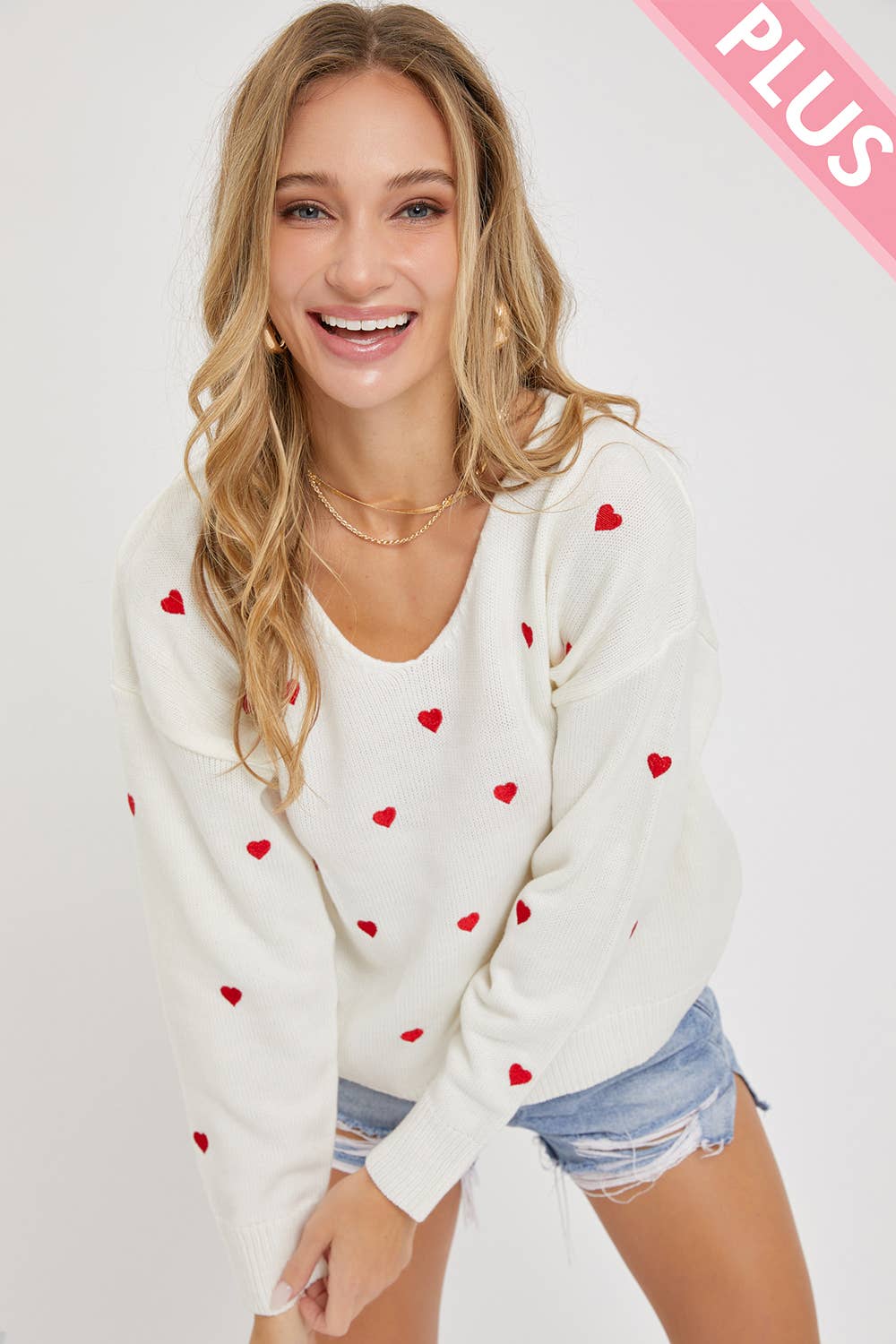 PLUS SIZE HEART EMBROIDER SWEATER