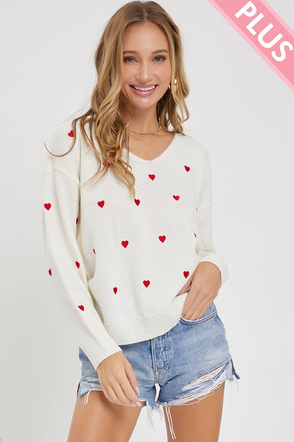 PLUS SIZE HEART EMBROIDER SWEATER