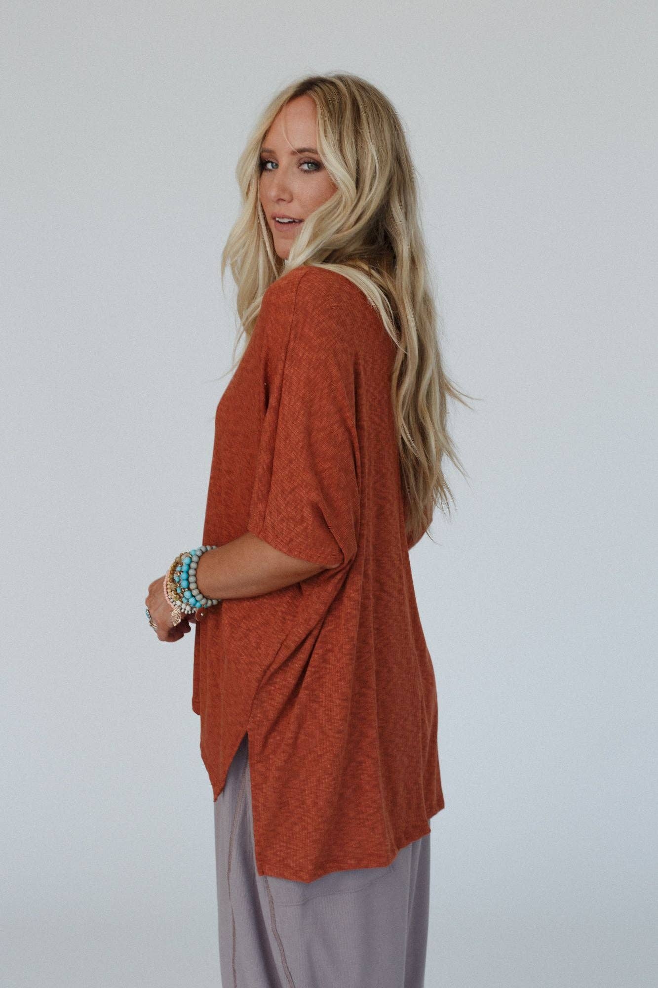 Warm Nights V Neck Top - Cayenne