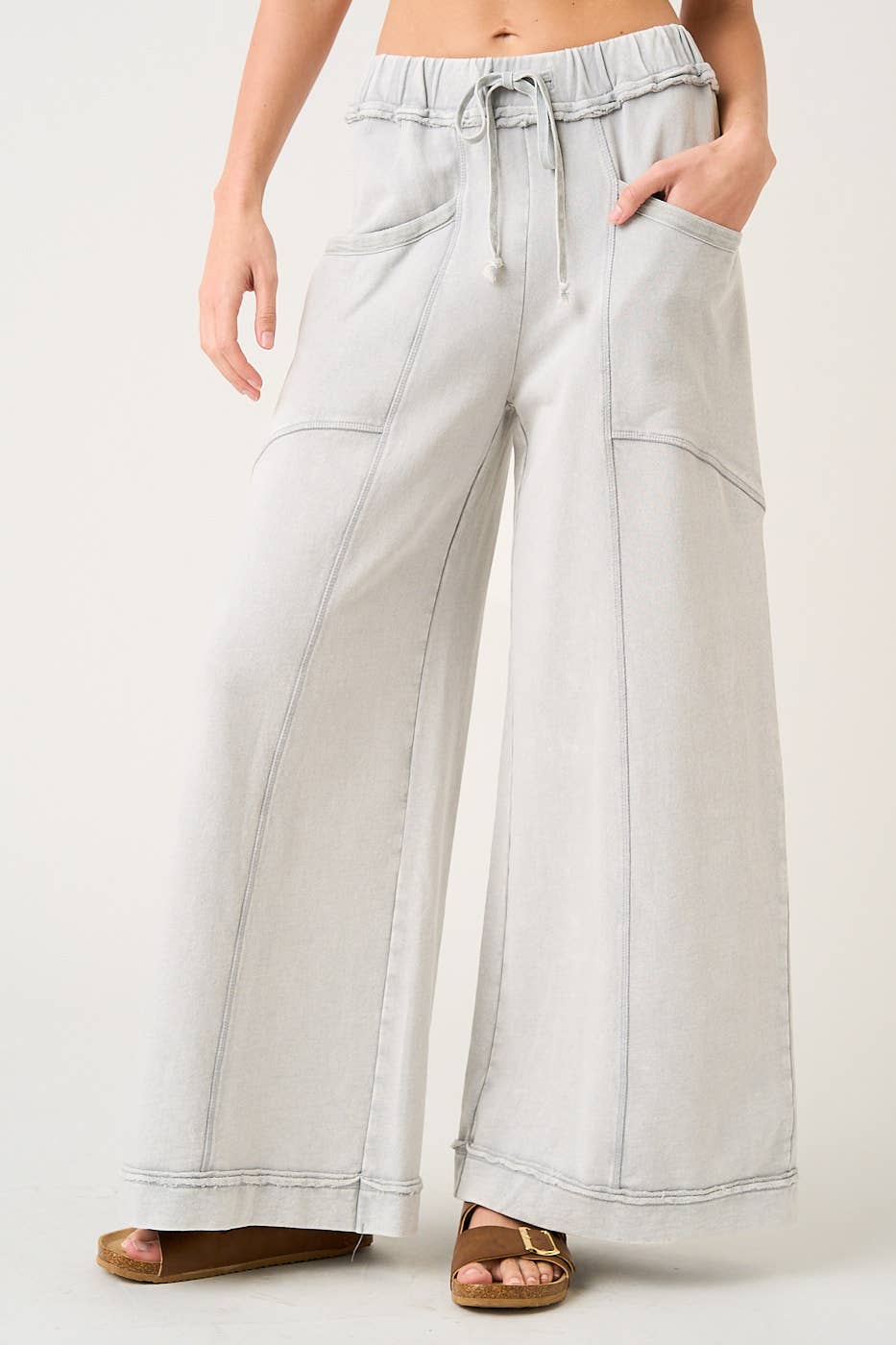 MINERAL WASH CURVED SEAM WIDE LEG PANTS