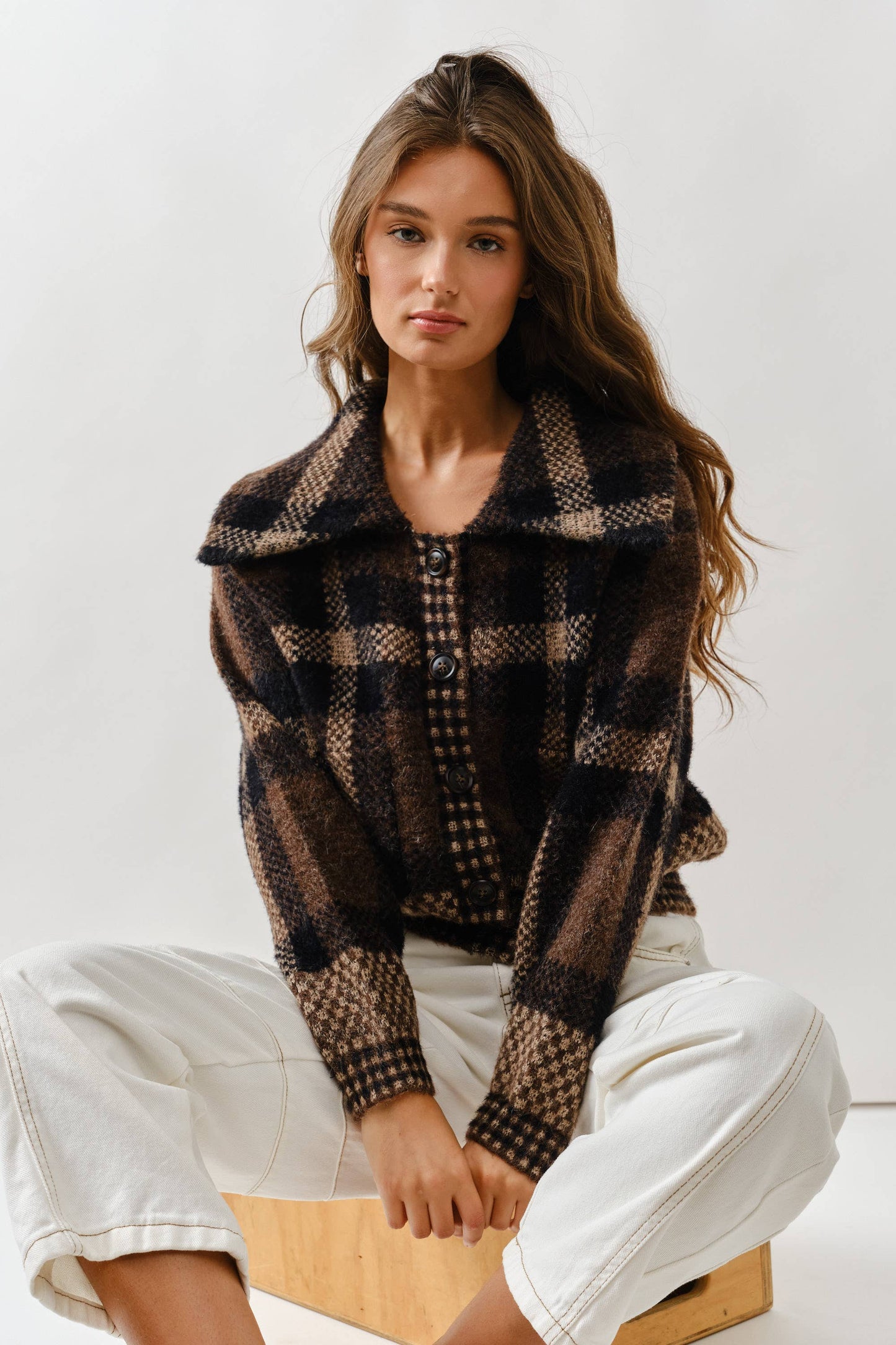 PLAID BUTTON DOWN CARDIGAN