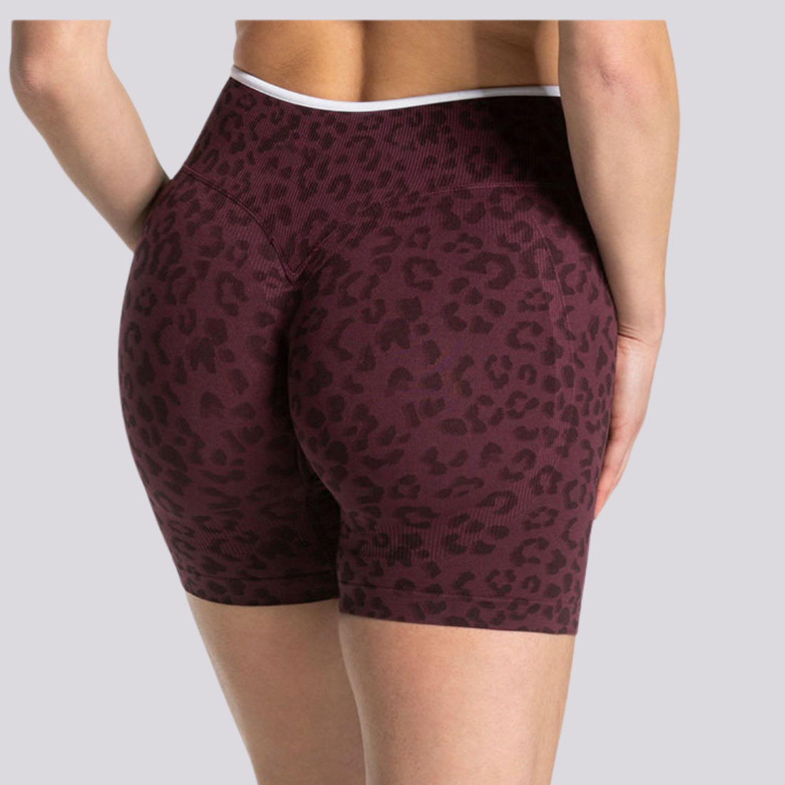 Women's Seamless Contrast Leopard Print Sports Yoga Shorts