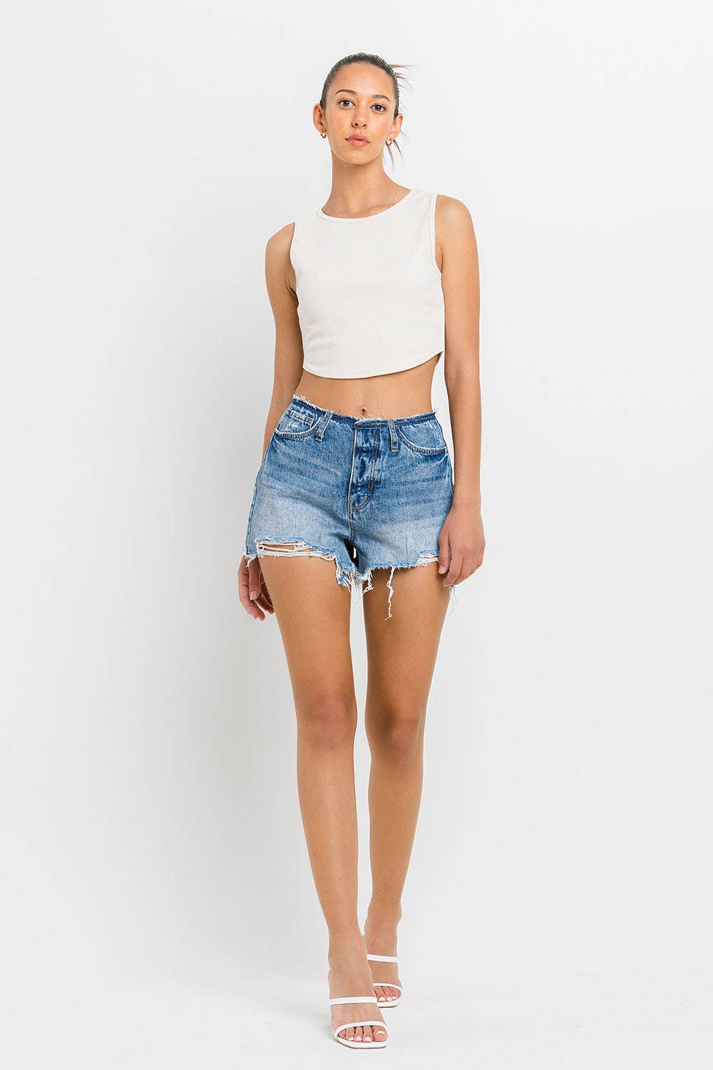 HIGH RISE BANDELSS DISTRESSED SHORTS