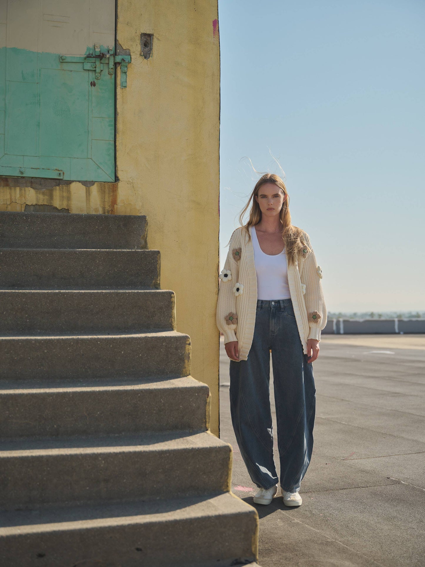 3D FLOWER CHUNKY CARDIGAN