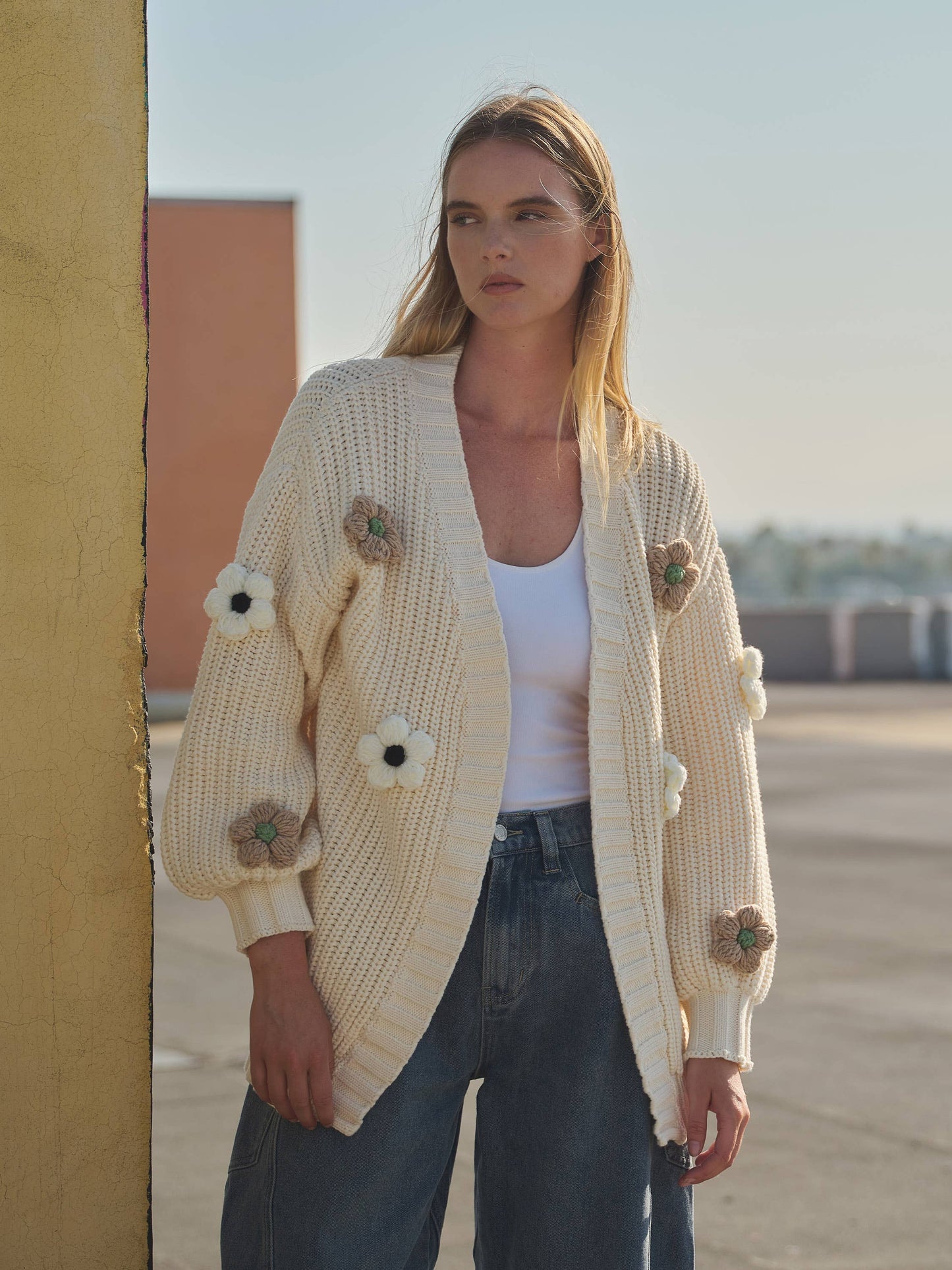 3D FLOWER CHUNKY CARDIGAN