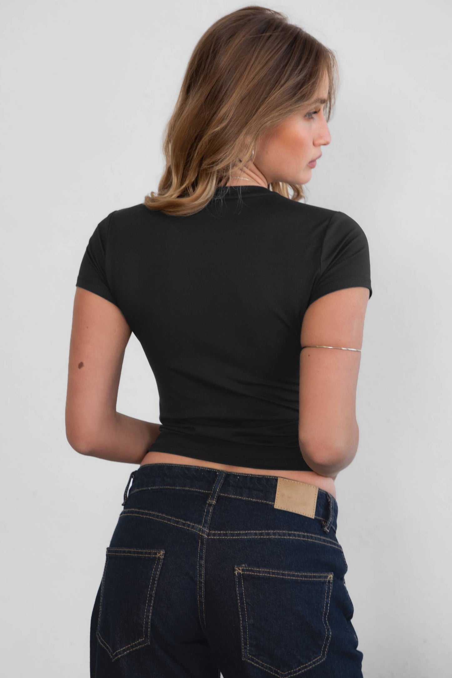 ARIET Brushed Poly Elevated Round Neck Short Sleeve Top