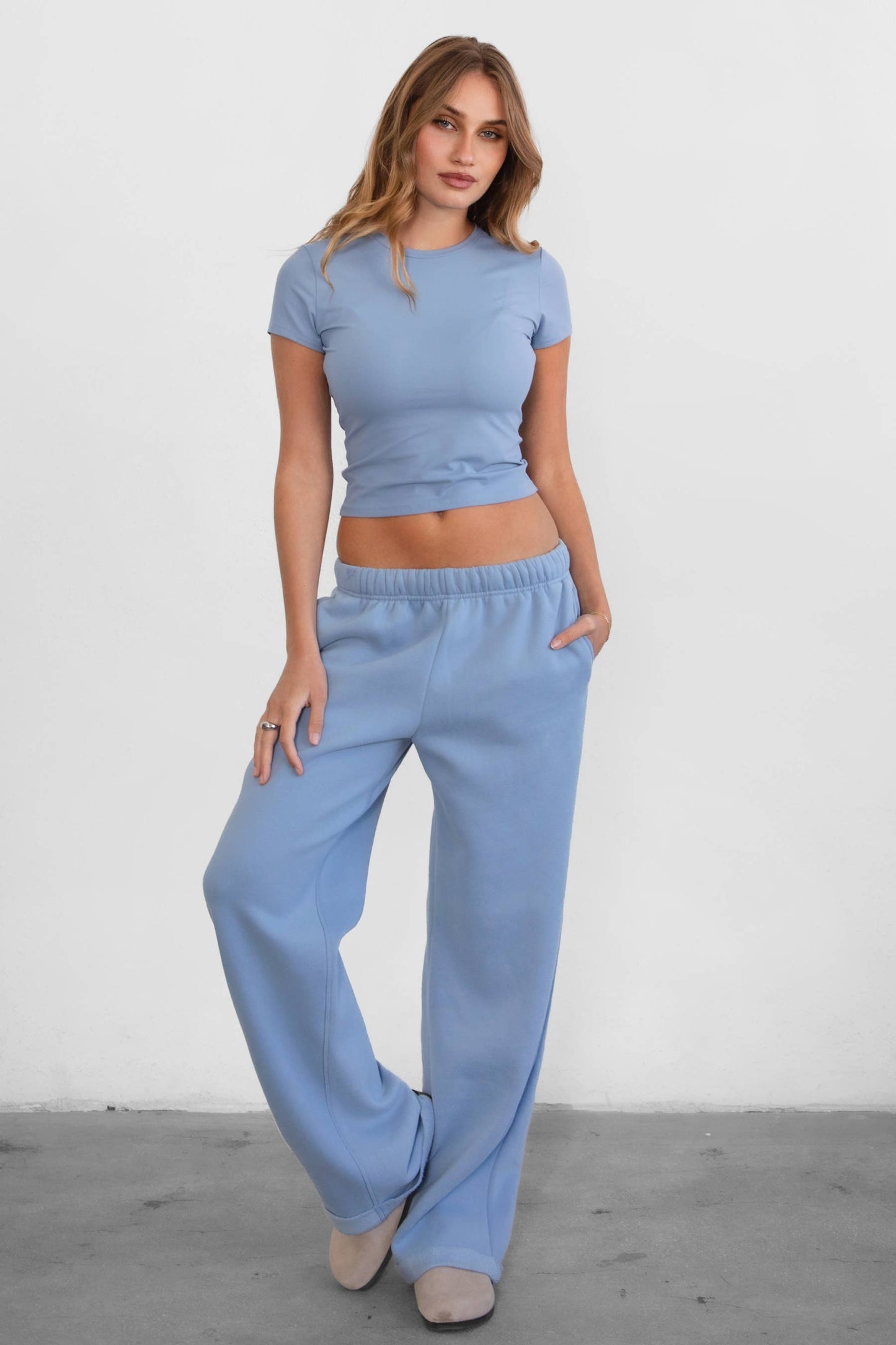 ARIET Brushed Poly Elevated Round Neck Short Sleeve Top