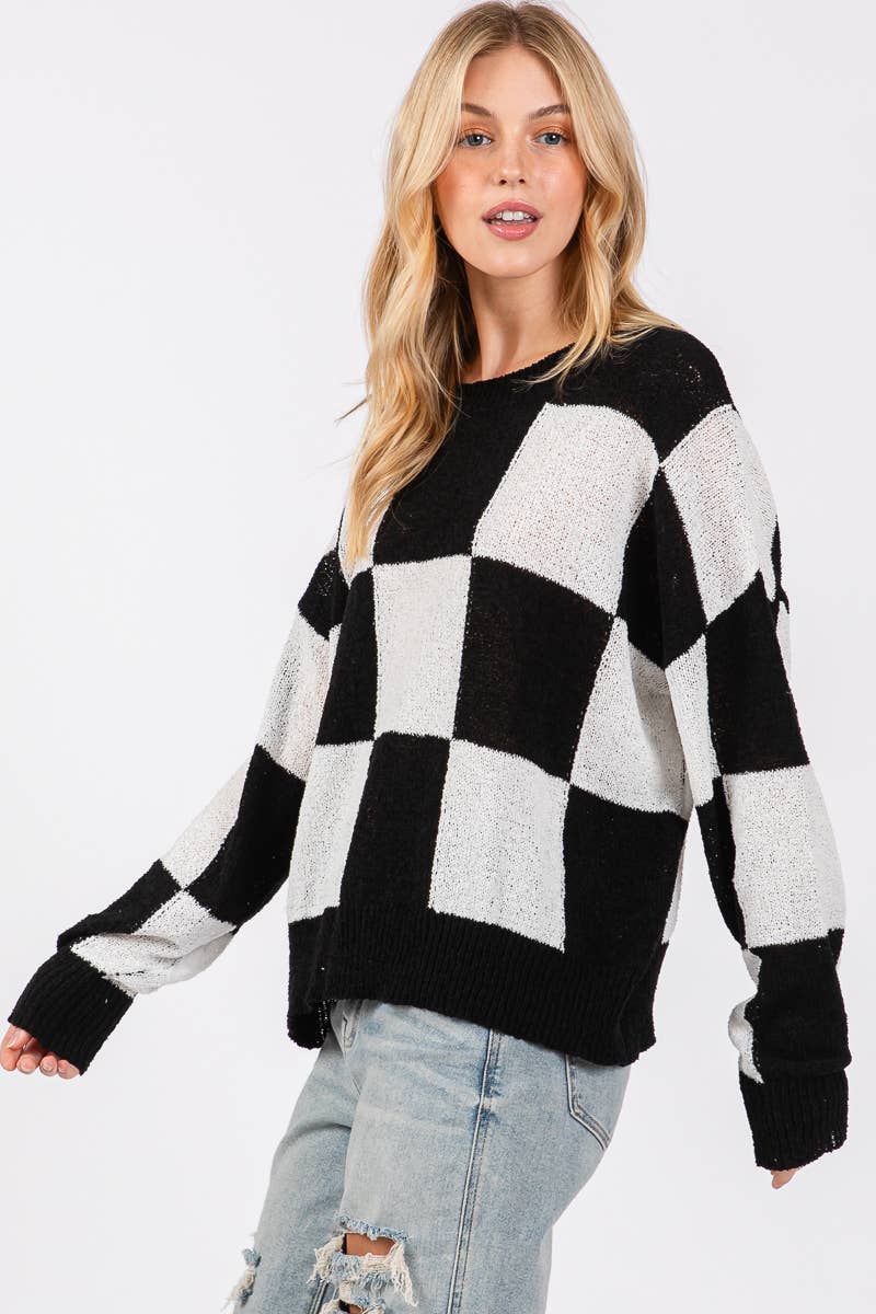 CHECKER SWEATER TOP