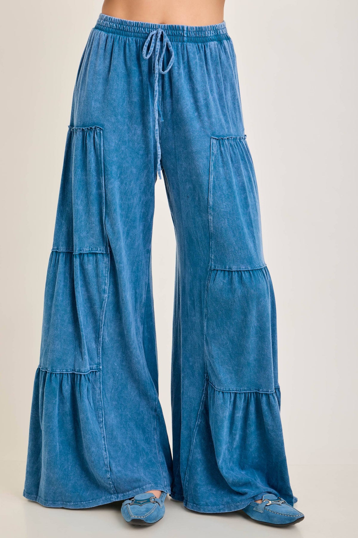 Mineral Washed Tiered Wide Leg Pants HP5033P1