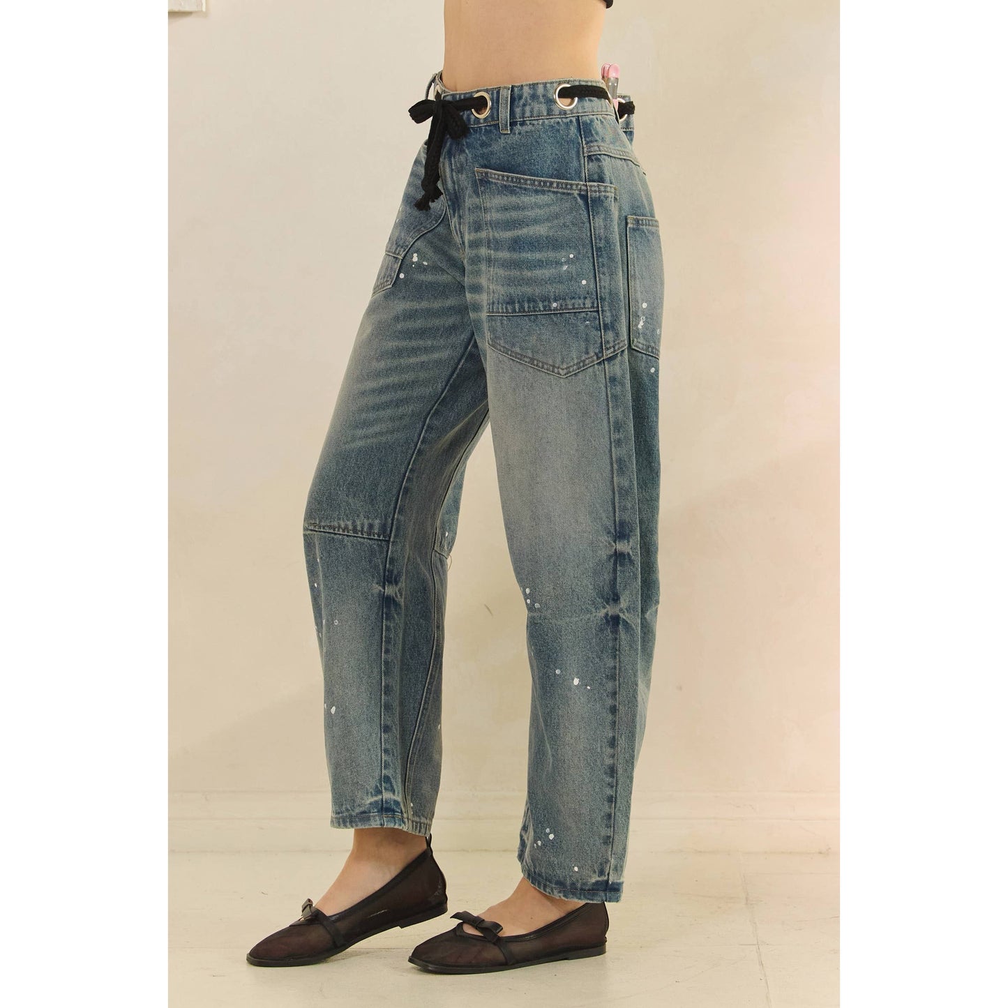 Horseshoe Jeans with Belt Detail